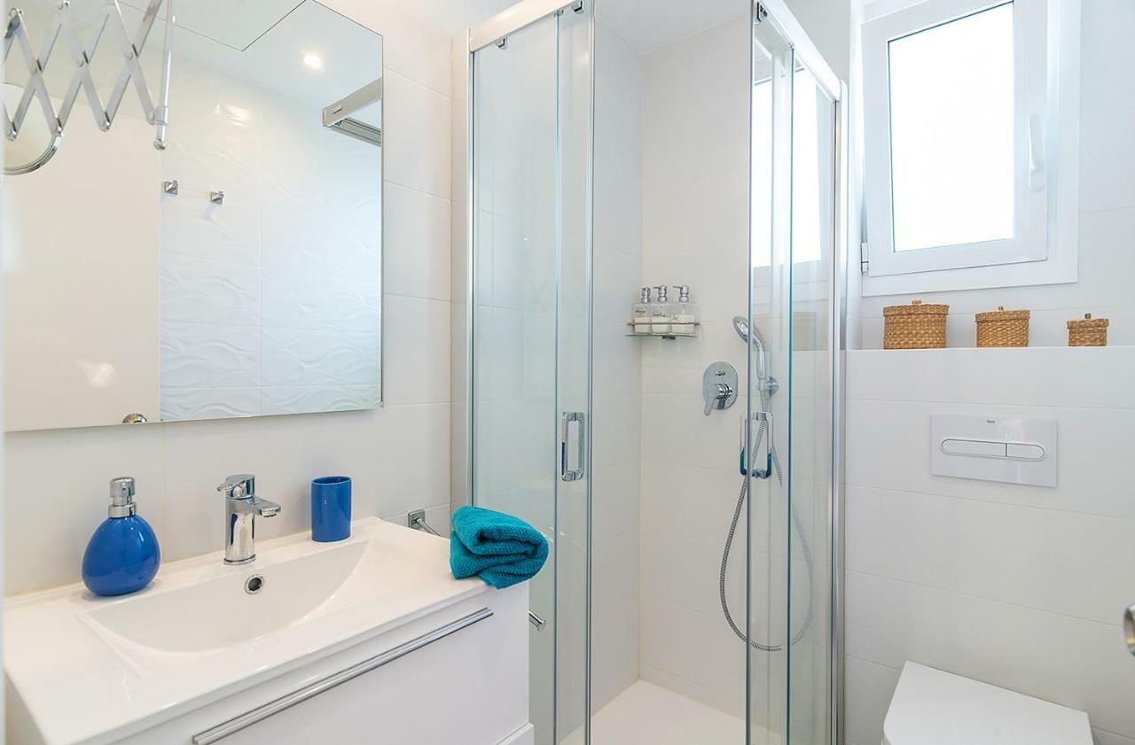 Azteka Blue 2 Bed Apartment Calella De Palafrugell Exterior photo