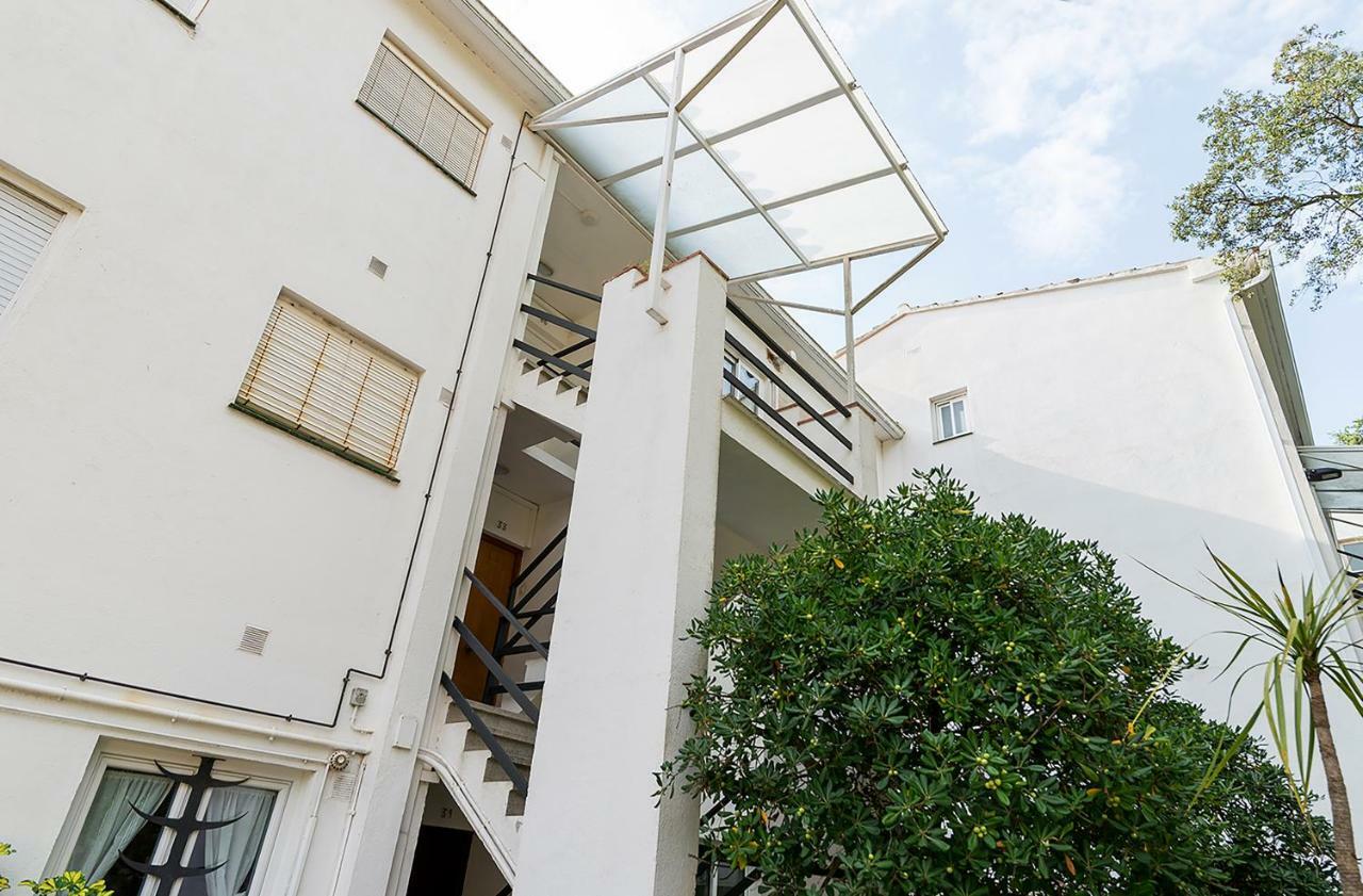 Azteka Blue 2 Bed Apartment Calella De Palafrugell Exterior photo